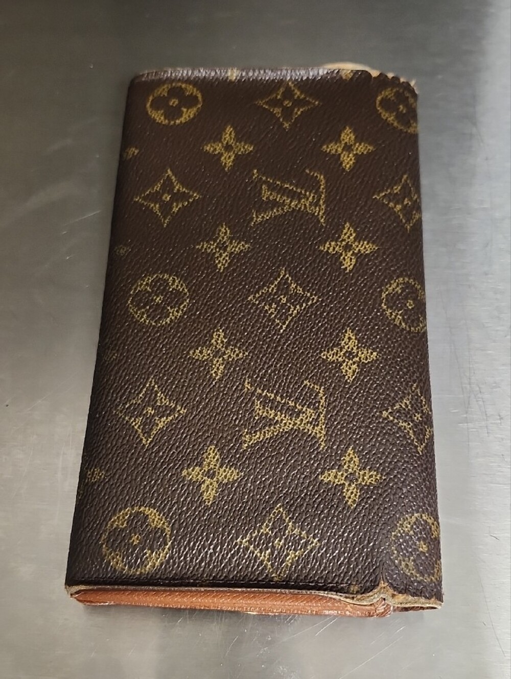 Louis Vuitton Monogram Folded Wallet in Brown and Gold - Picture 2 of 9